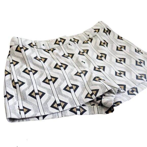 Sass & Bide geometric pattern white shorts - Picture 3 of 11